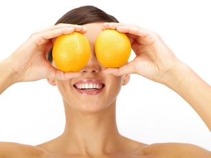 portovci pozor! vitamn c je potrebn pre zdrav kosti i kby